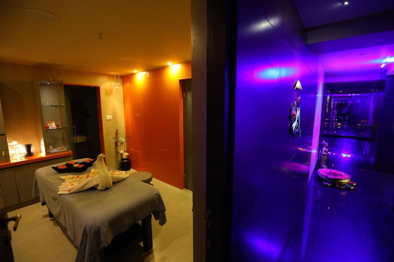 V 7 Hotel เชนไน ภายนอก รูปภาพ